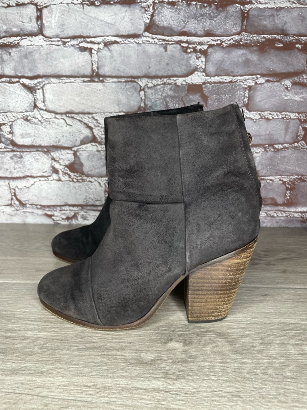 Rag & Bone Newbury Gray Suede Leather Ankle Block Heel booties women 37.5EU/7.5M